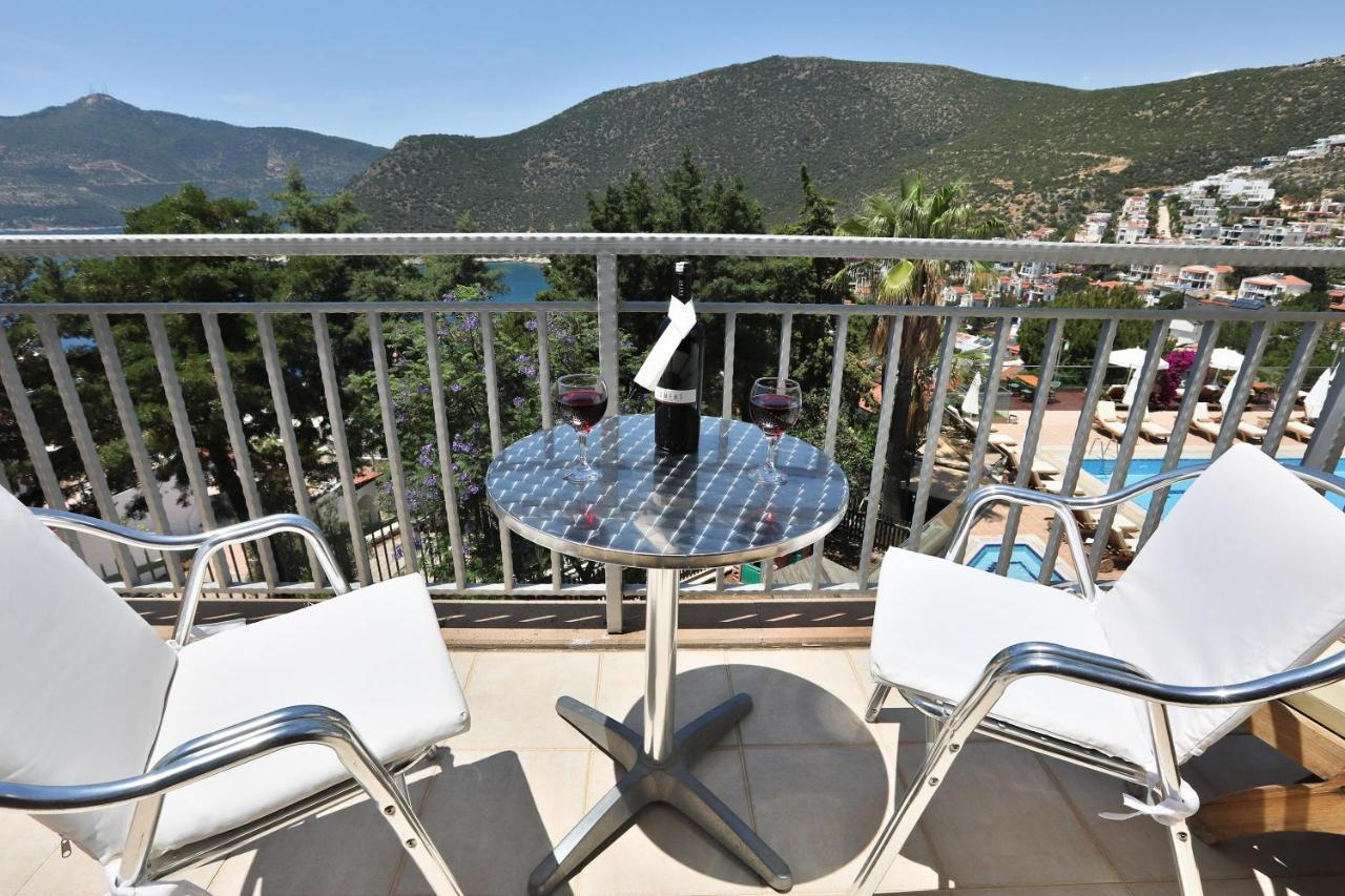 Happy Hotel Kalkan Exterior photo