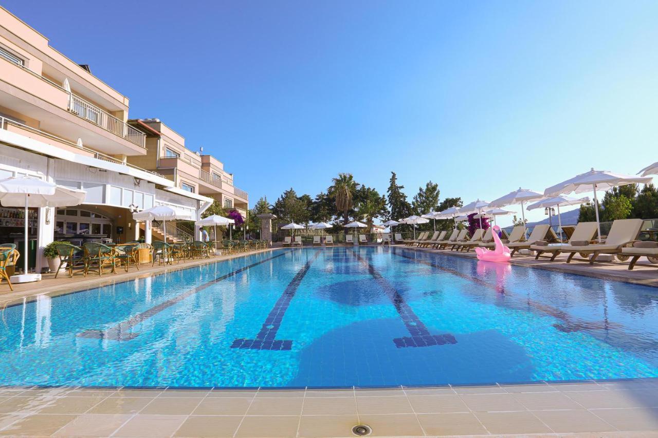 Happy Hotel Kalkan Exterior photo
